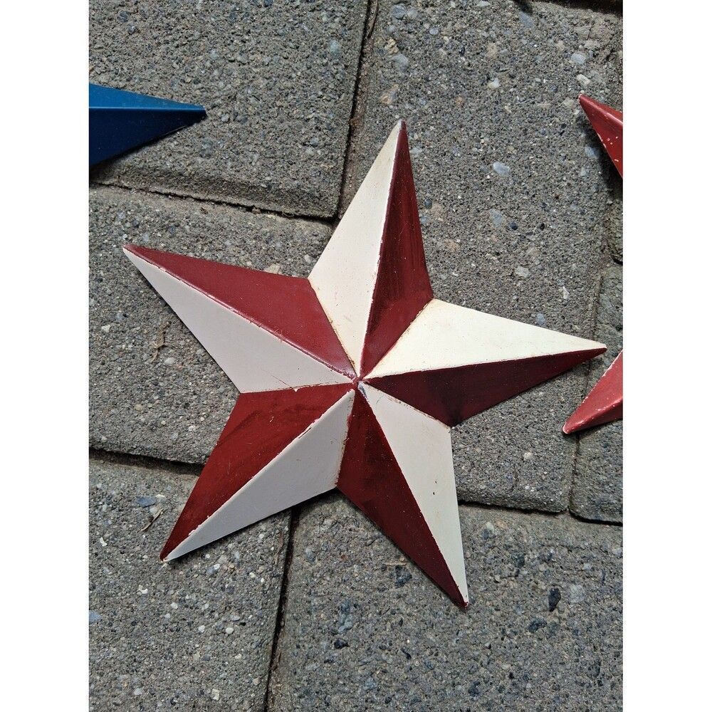 Set of 4 Metal Stars America Flag Americana Red White Blue - Picture 5 of 8